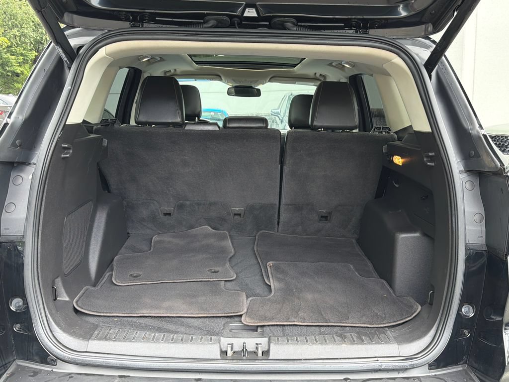 Used 2018 Ford Escape Titanium w/ Ford Safe & Smart Package AWD/4WD image 7