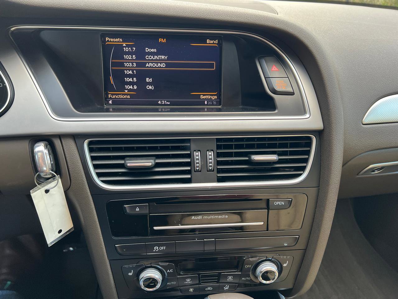 Used 2015 Audi A4 2.0T Premium Plus w/ Technology Package image 23