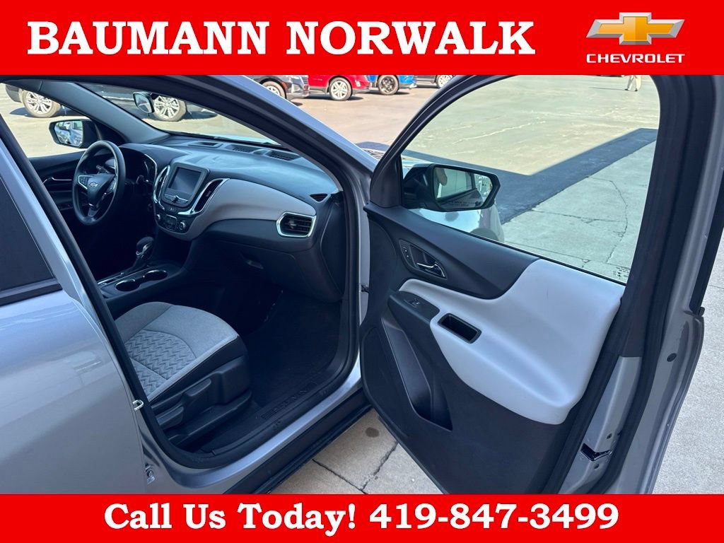 Used 2024 Chevrolet Equinox LS w/ LS Convenience Package FWD image 34