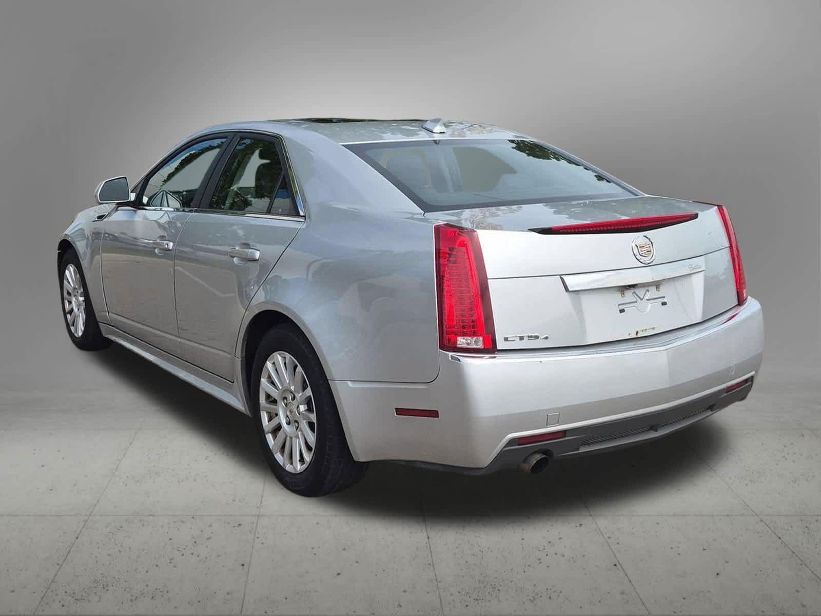 Used 2013 Cadillac CTS Luxury w/ Wood Trim Package AWD/4WD image 4