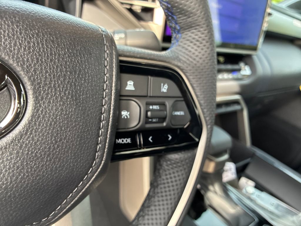 New 2026 Toyota Tundra Platinum AWD/4WD image 25