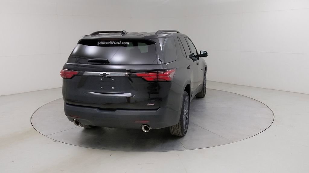 Used 2023 Chevrolet Traverse RS AWD/4WD image 16