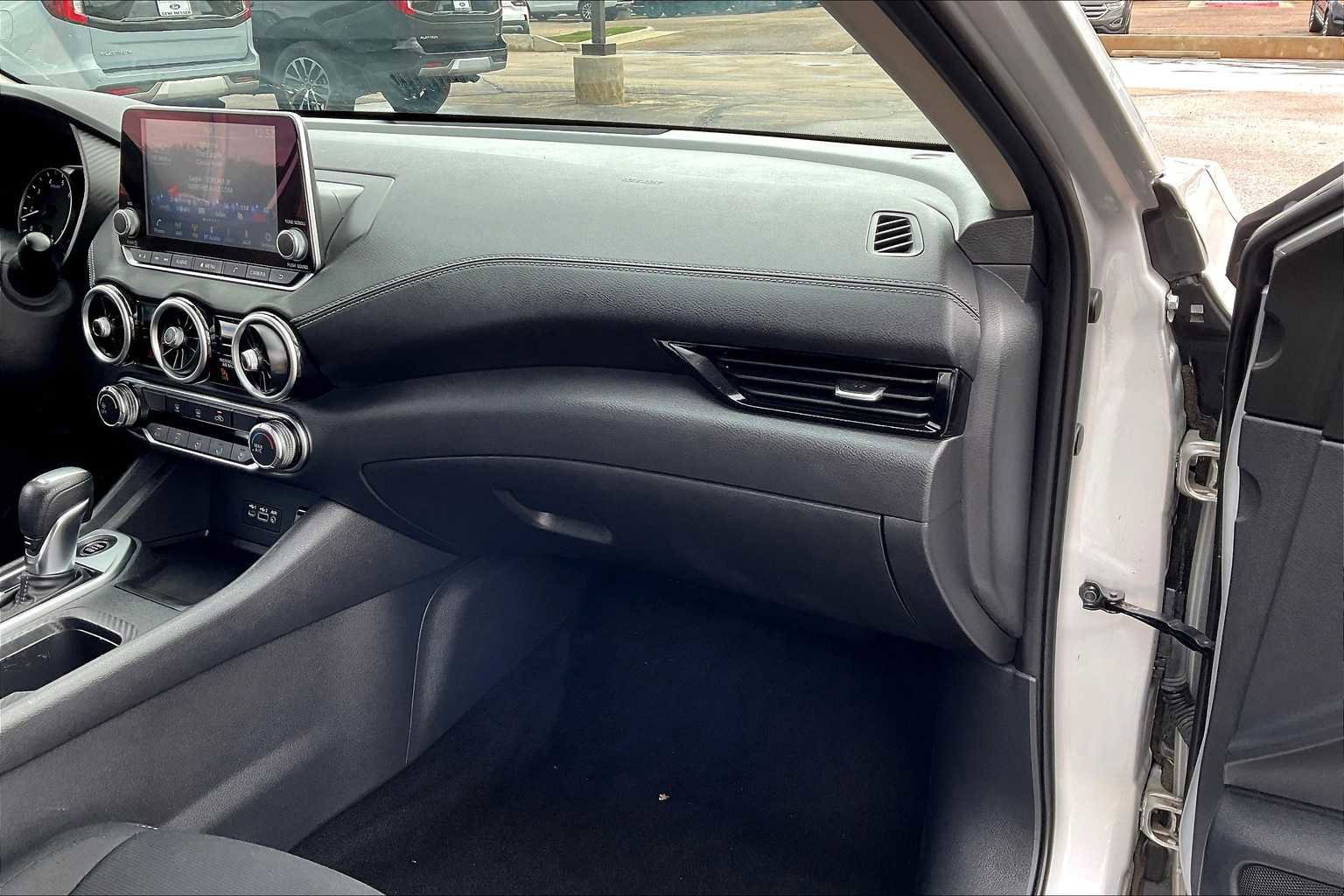 Used 2023 Nissan Sentra SV image 17