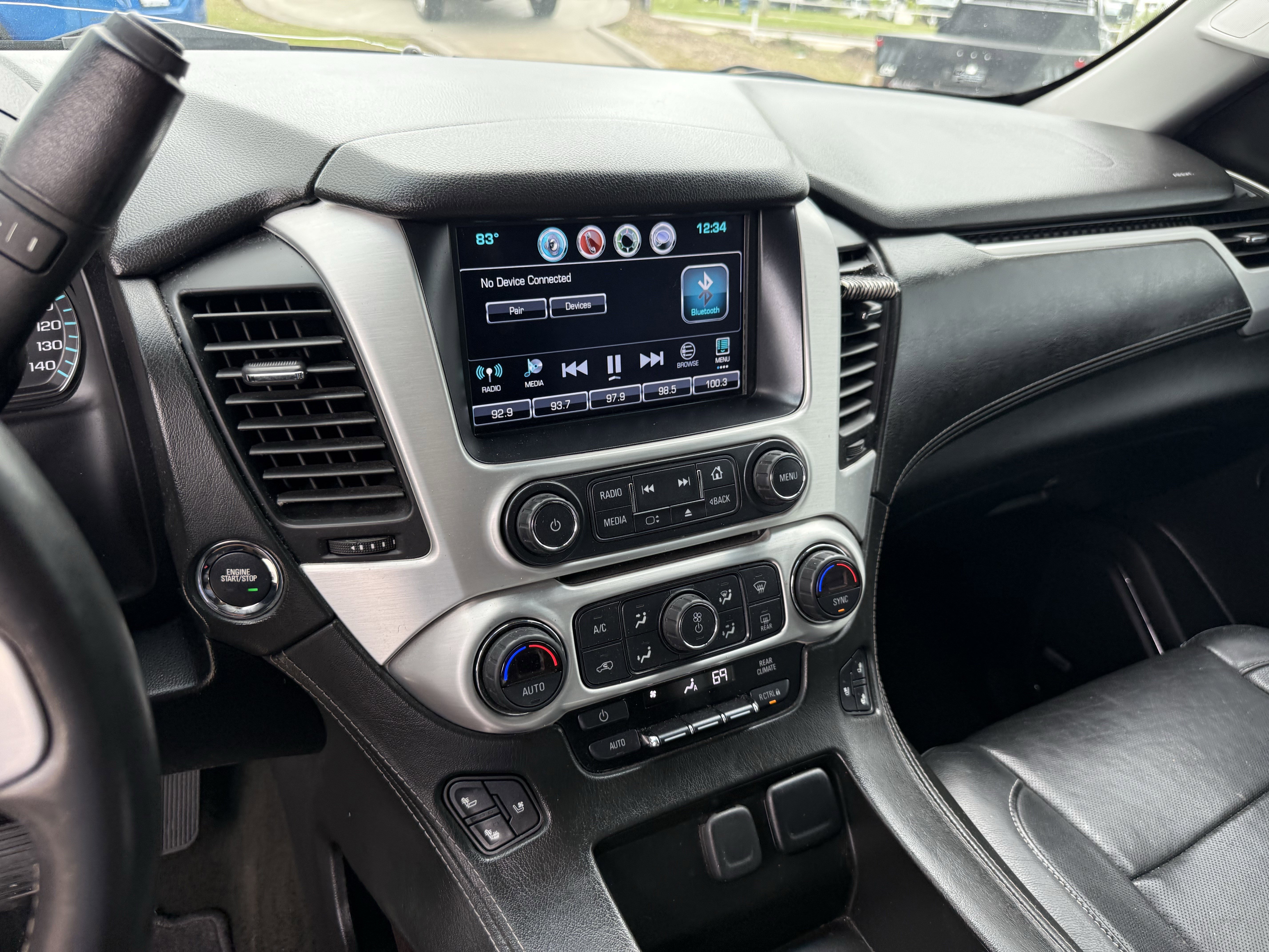 Used 2017 GMC Yukon SLT RWD image 18