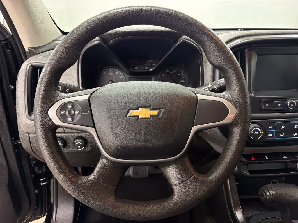 Used 2017 Chevrolet Colorado W/T w/ WT Convenience Package AWD/4WD image 18