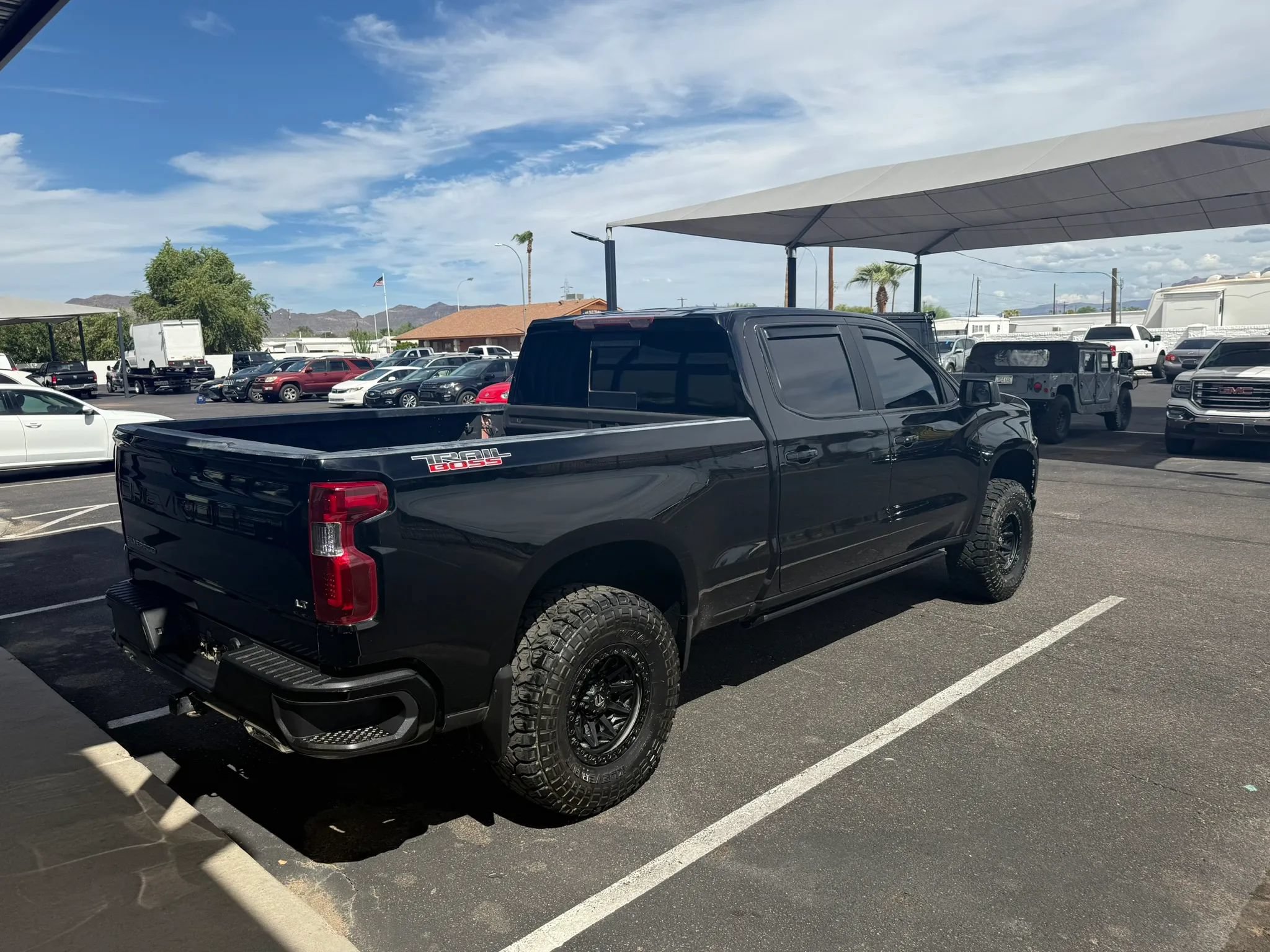 Used 2020 Chevrolet Silverado 1500 LT Trail Boss AWD/4WD image 7
