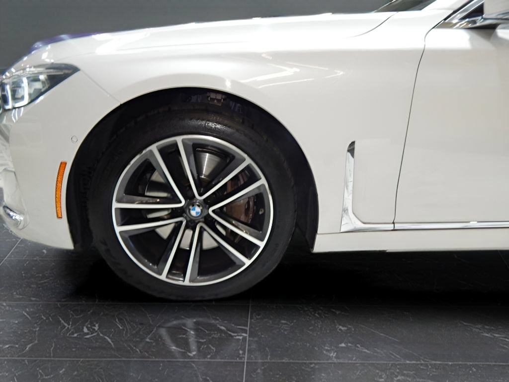 Used 2021 BMW 750i xDrive w/ Executive Package AWD/4WD image 33