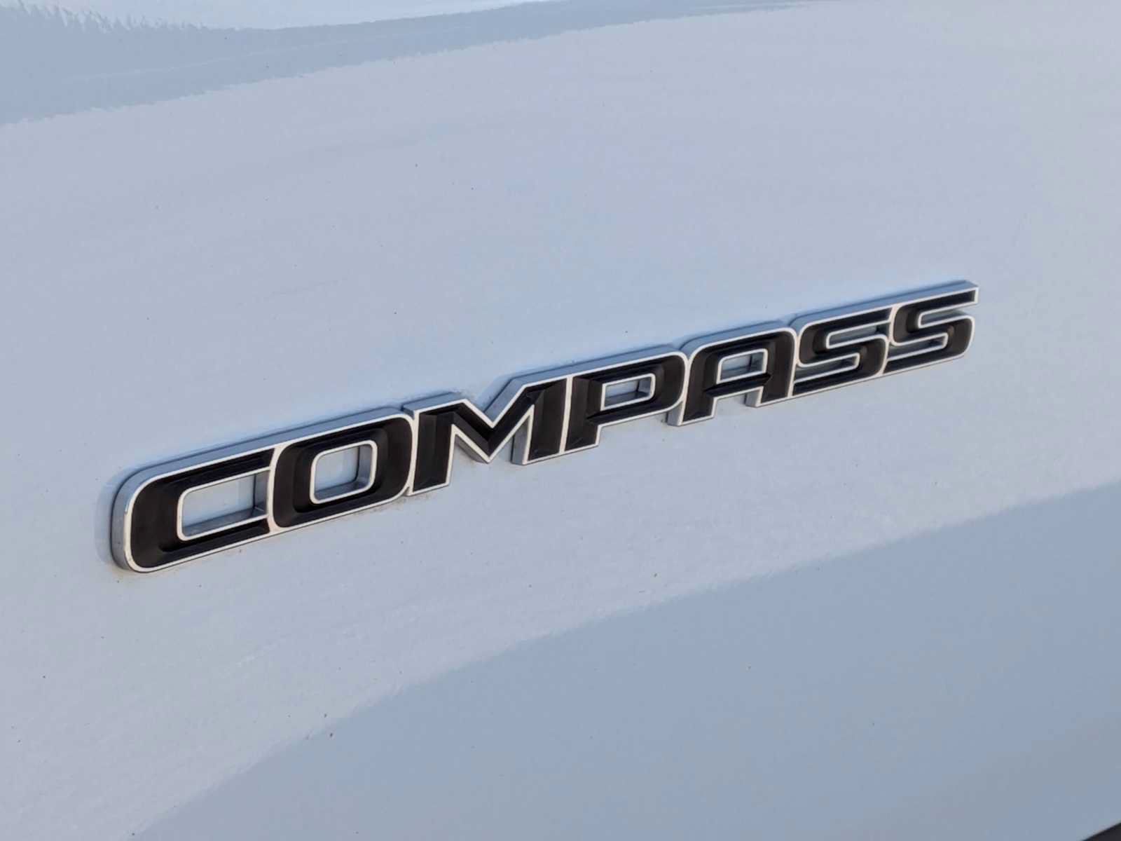 Used 2024 Jeep Compass Limited AWD/4WD image 17