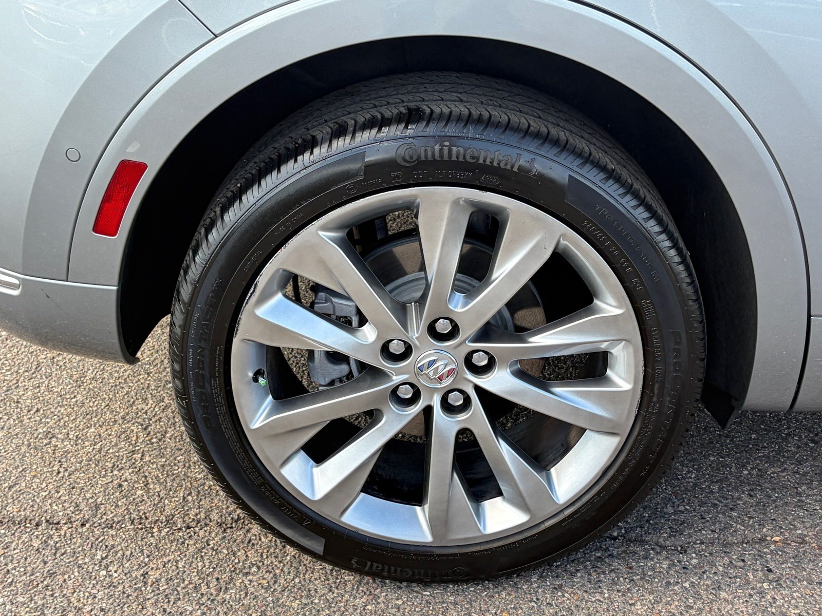 Used 2023 Buick Envision Avenir FWD image 9