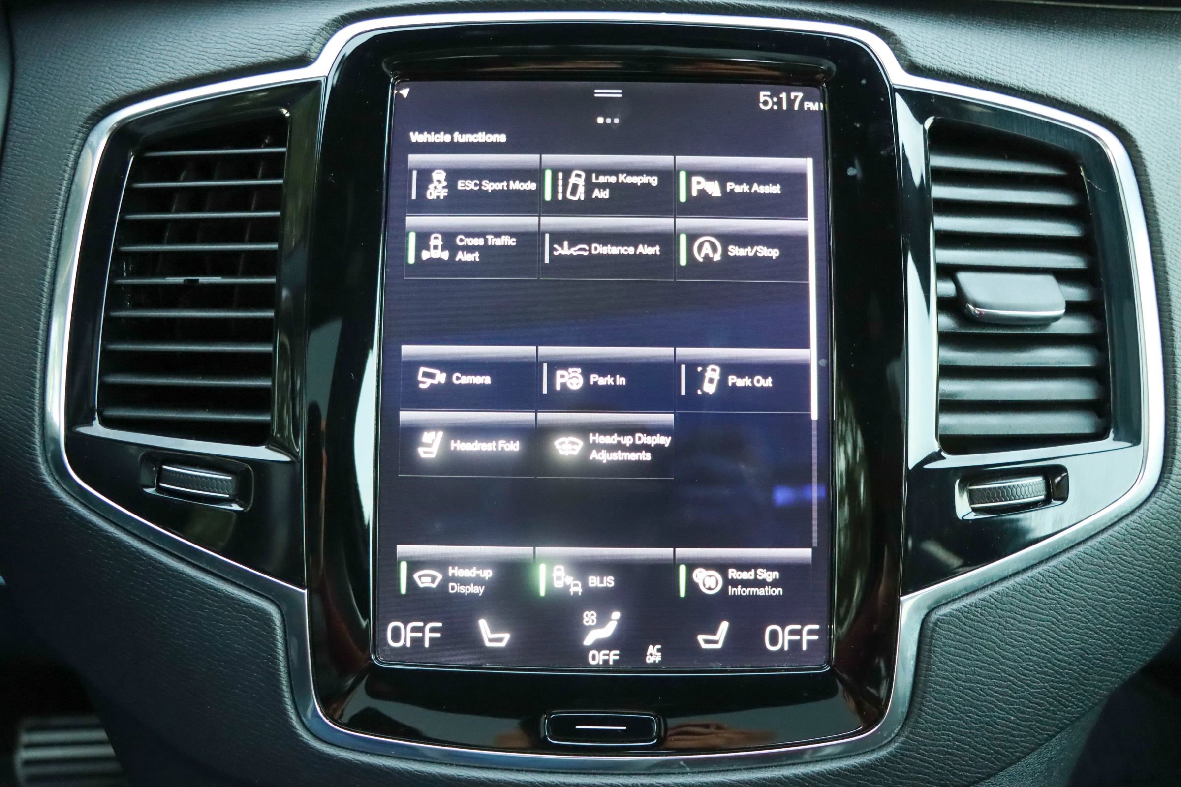 Used 2018 Volvo XC90 T6 R-Design w/ Convenience Package image 44