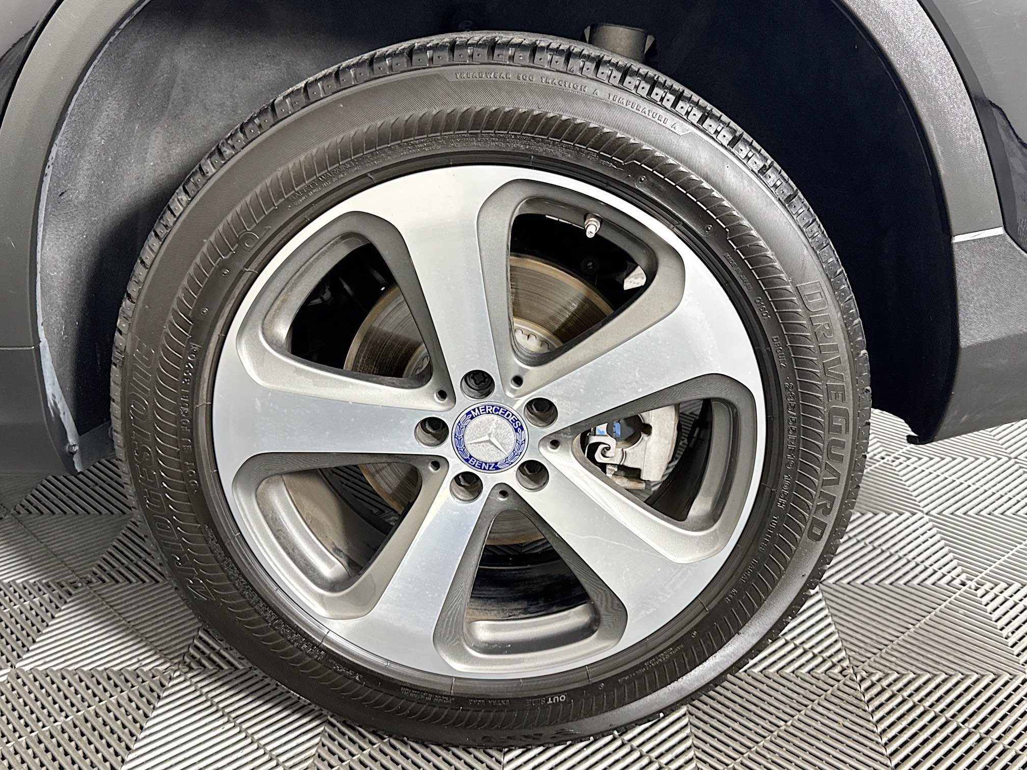 Used 2017 Mercedes-Benz GLC 300 w/ Premium 1 Package image 34
