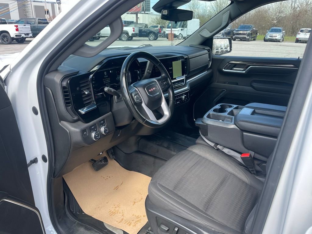 Used 2023 GMC Sierra 1500 SLE AWD/4WD image 13