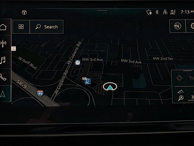 Used 2024 Audi Q8 e-tron Prestige image 12