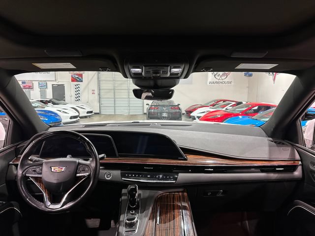 Used 2024 Cadillac Escalade ESV Premium Luxury w/ LPO, Floor Liner Package AWD/4WD image 20