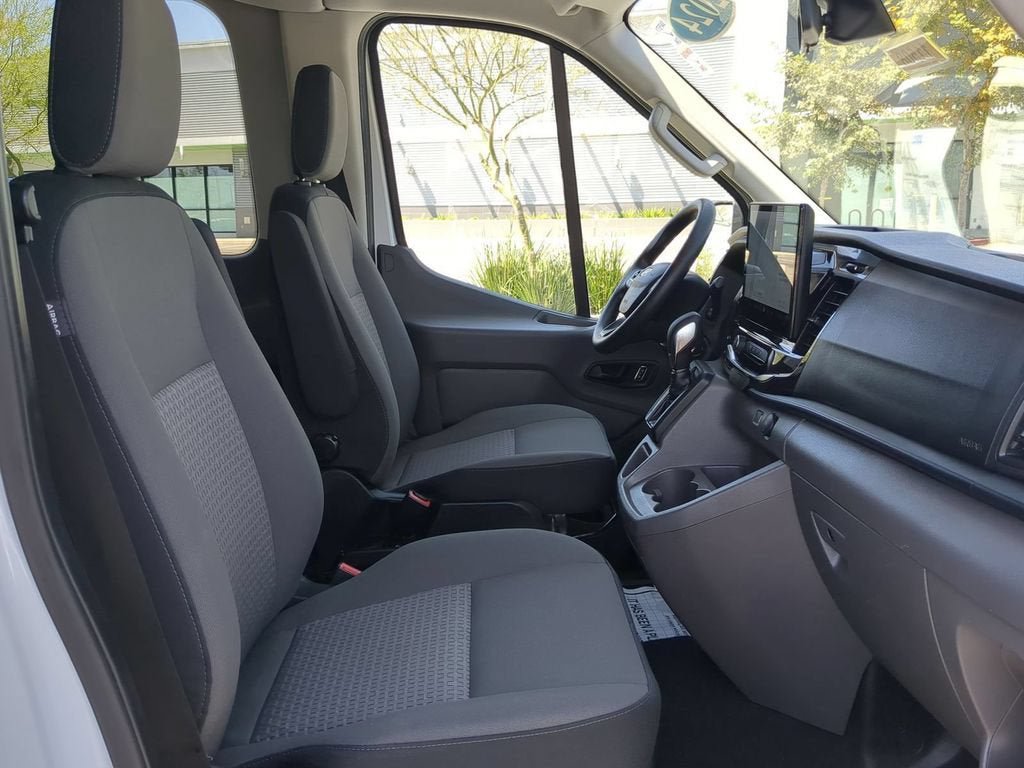 Used 2024 Ford Transit 350 XLT RWD image 28