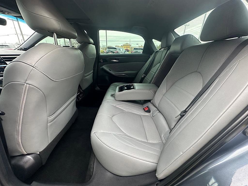 Certified 2019 Toyota Avalon Limited w/ Advanced Safety Package image 15