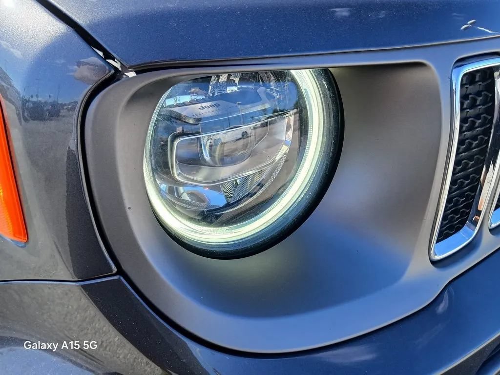 Used 2020 Jeep Renegade Limited w/ LED Lighting Group AWD/4WD image 17