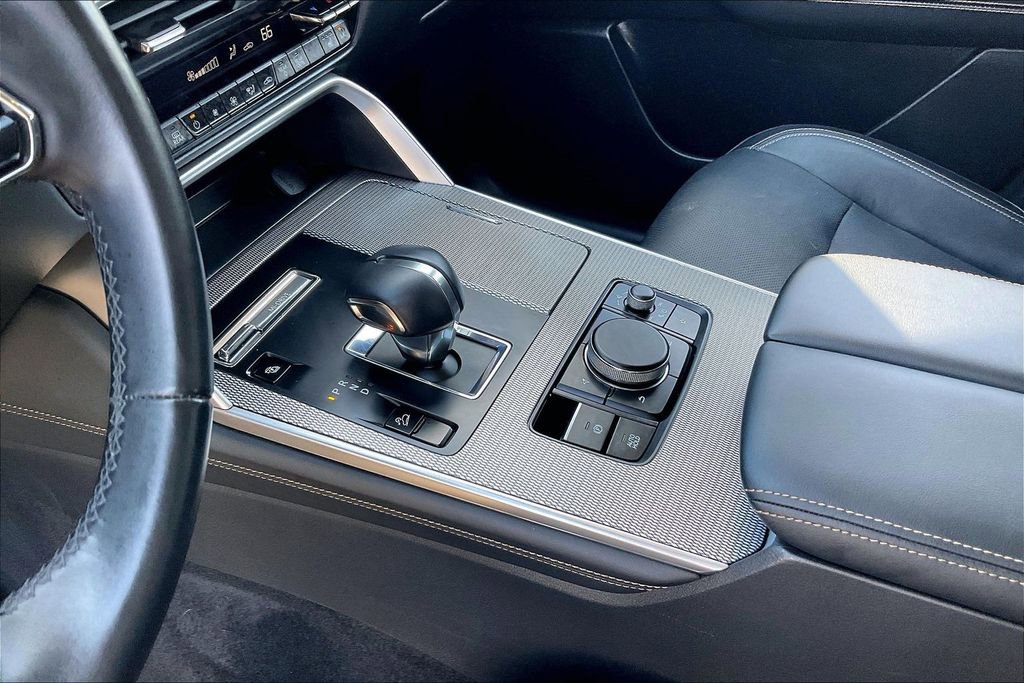 Certified 2024 MAZDA CX-90 Plug-In Hybrid w/ Preferred AWD/4WD image 17