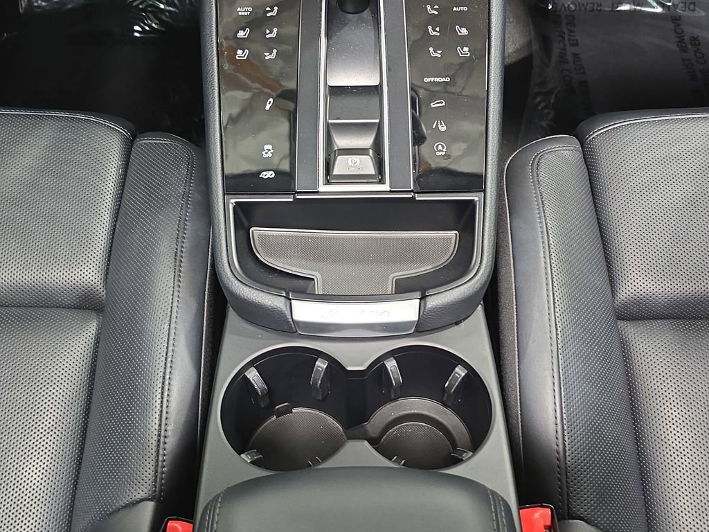 Used 2023 Porsche Macan S image 20