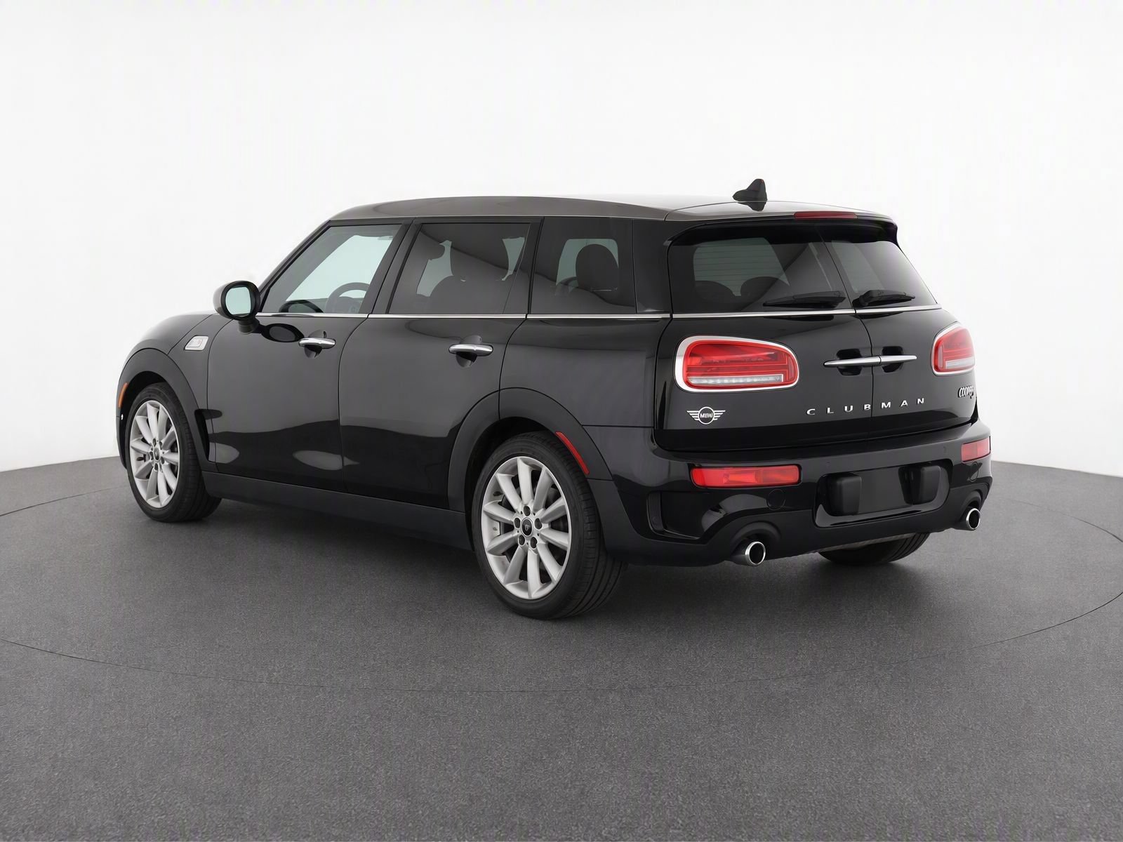 Used 2024 MINI Cooper Clubman S w/ Signature Upholstery Package FWD image 7