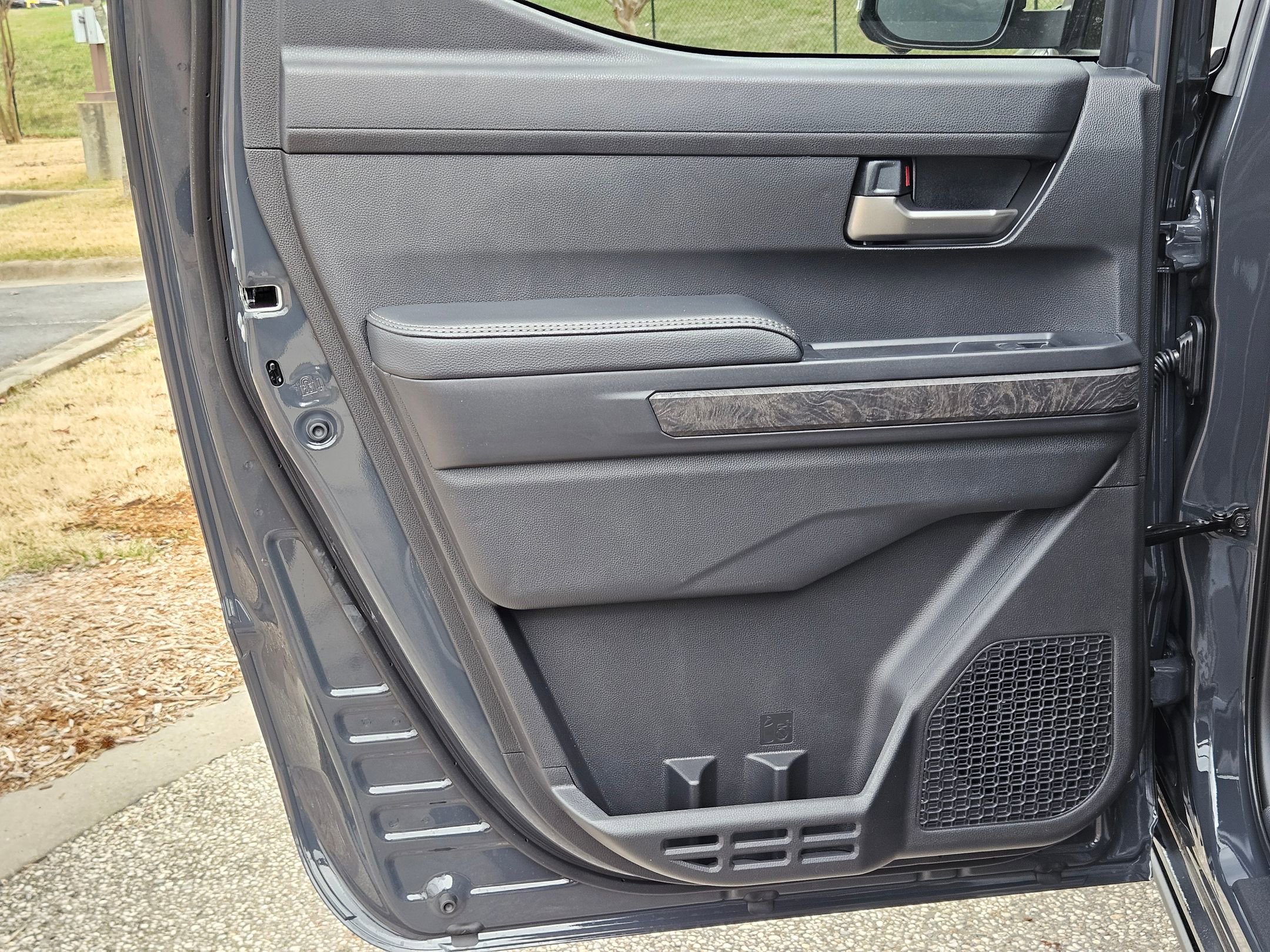 New 2026 Toyota Tacoma Limited image 15