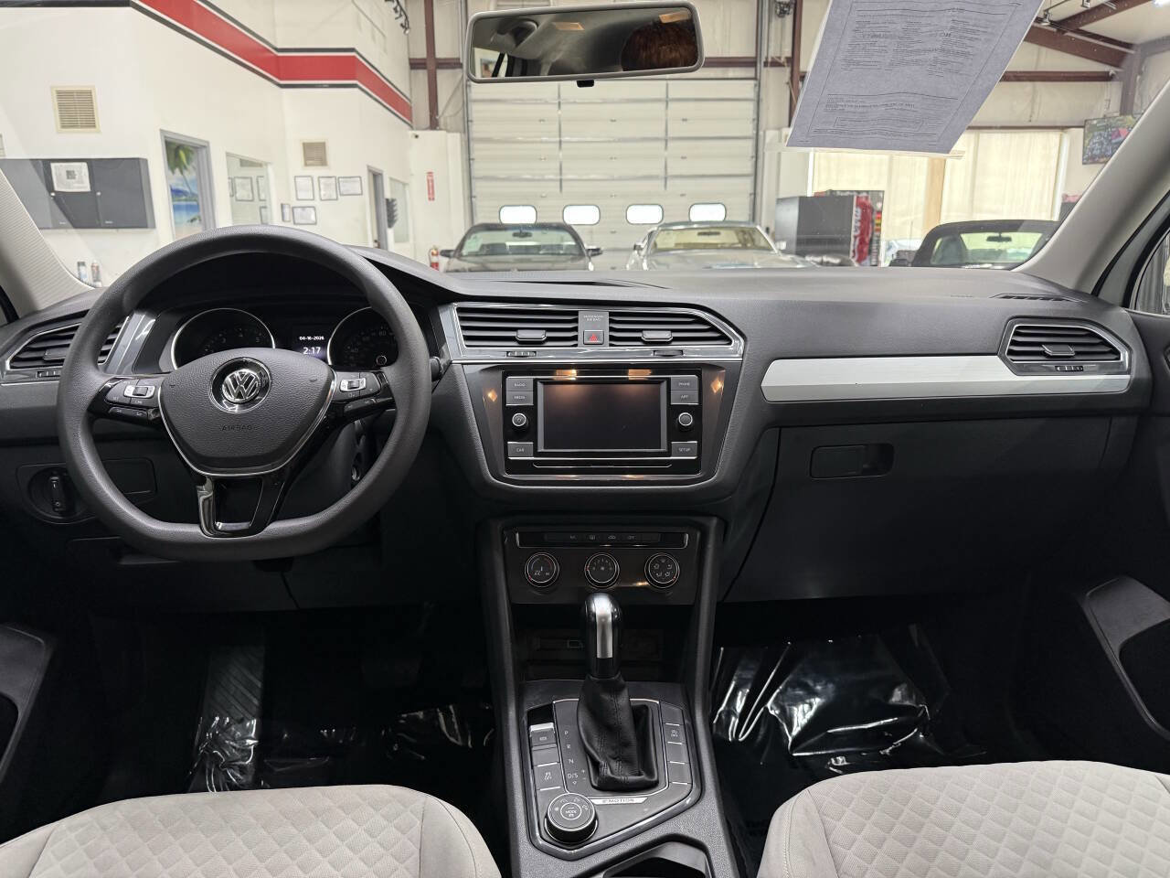 Used 2018 Volkswagen Tiguan S AWD/4WD image 20