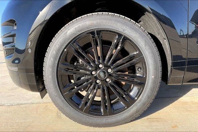 New 2026 Land Rover Range Rover Evoque Dynamic SE image 15
