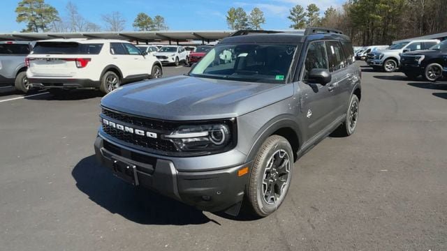Used 2025 Ford Bronco Sport Outer Banks w/ Outer Banks Tech Package+ AWD/4WD image 7