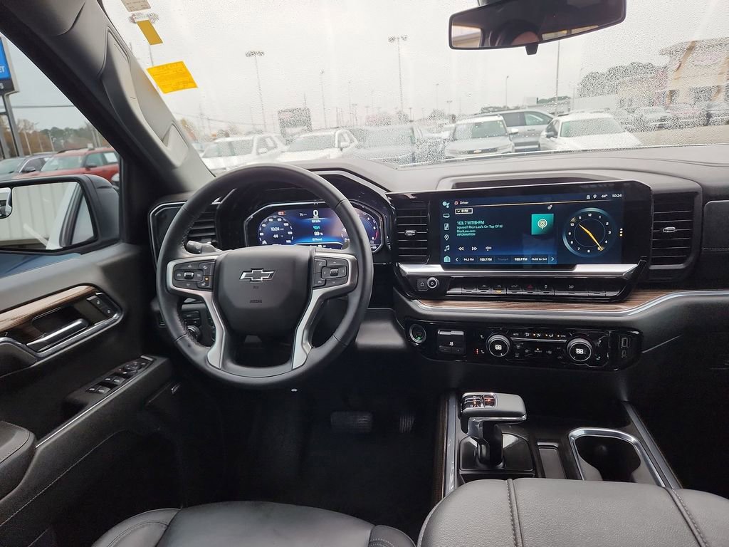 Certified 2024 Chevrolet Silverado 1500 RST w/ Convenience Package II image 14