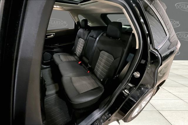 Used 2018 Ford Edge SEL w/ Canadian Touring Package image 14