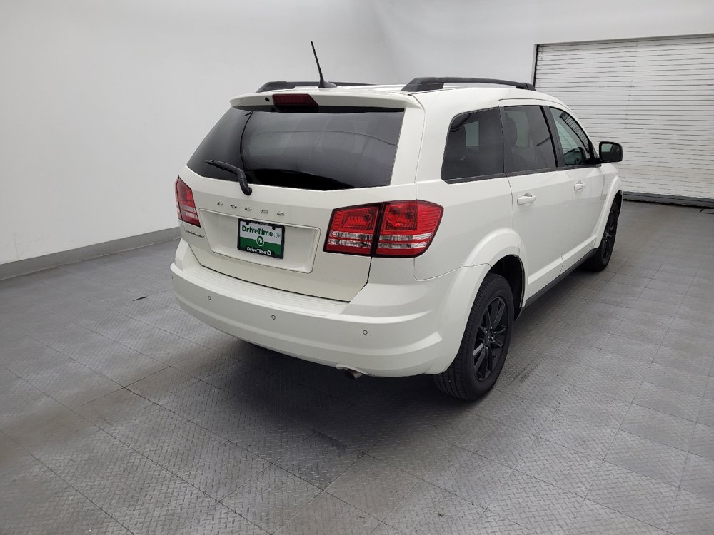 Used 2020 Dodge Journey SE w/ SE Popular Equipment Group FWD image 9