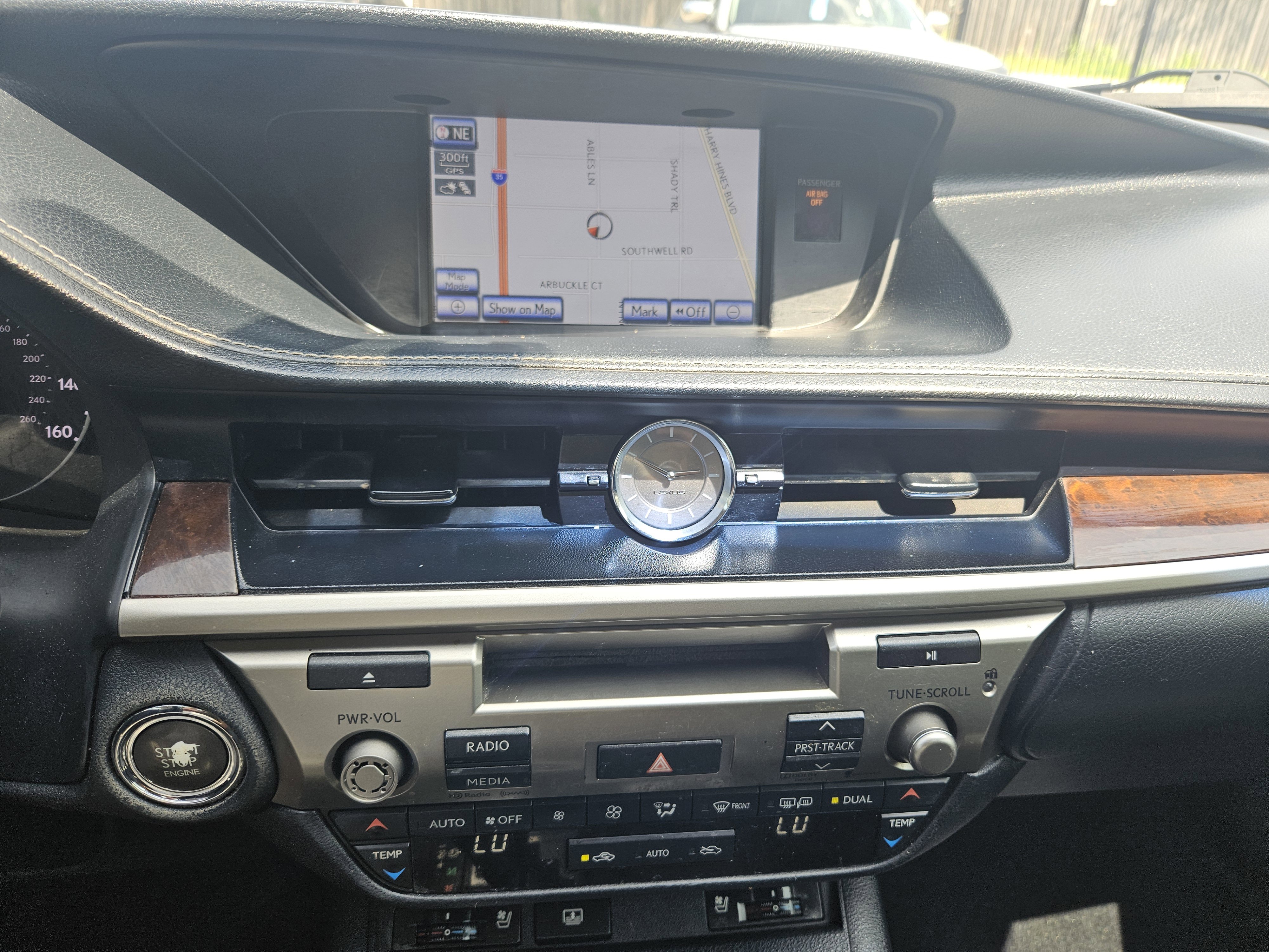 Used 2013 Lexus ES 350 w/ Luxury Pkg FWD image 12