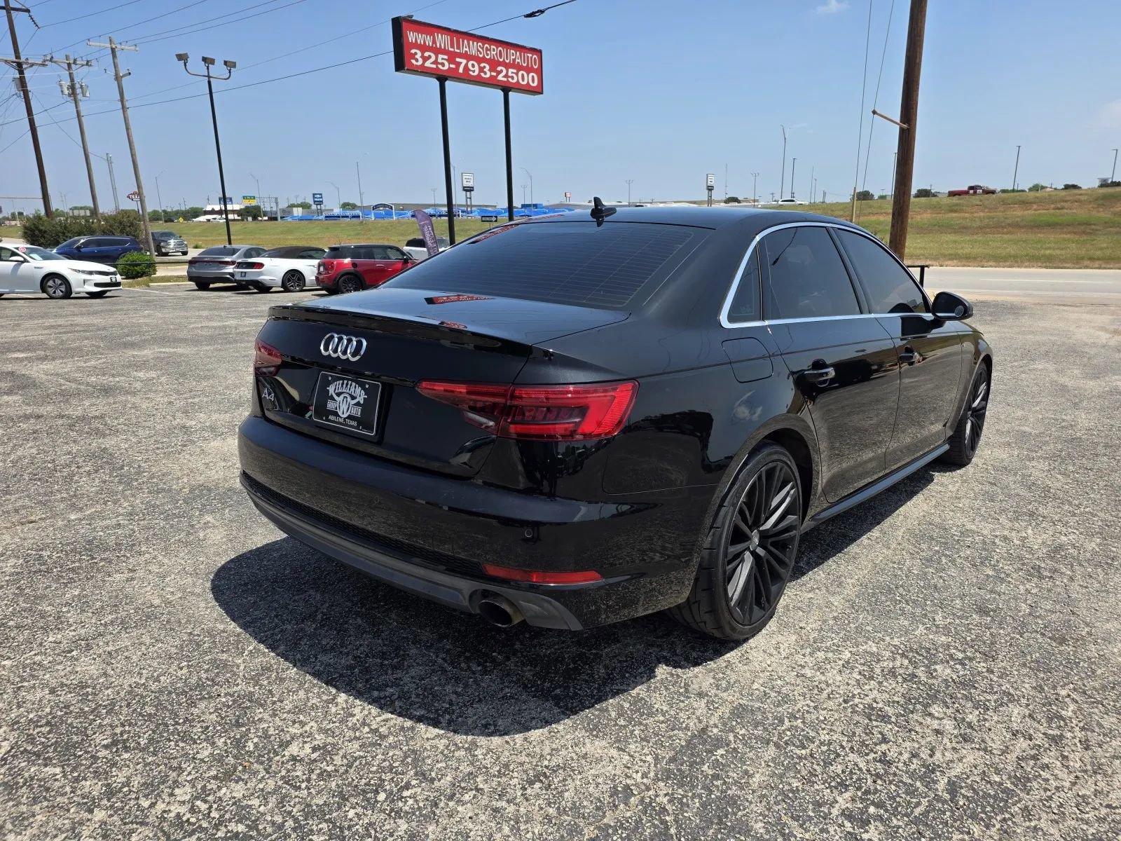 Used 2017 Audi A4 2.0T Premium Plus w/ Premium Plus Package FWD image 7