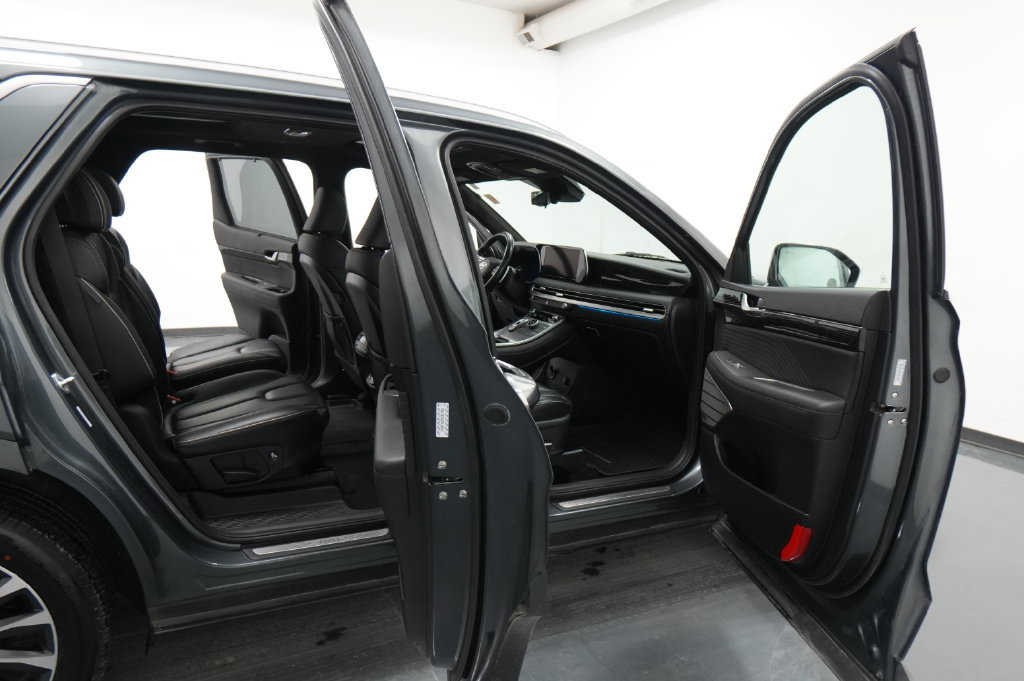Used 2023 Hyundai Palisade Calligraphy AWD/4WD image 34