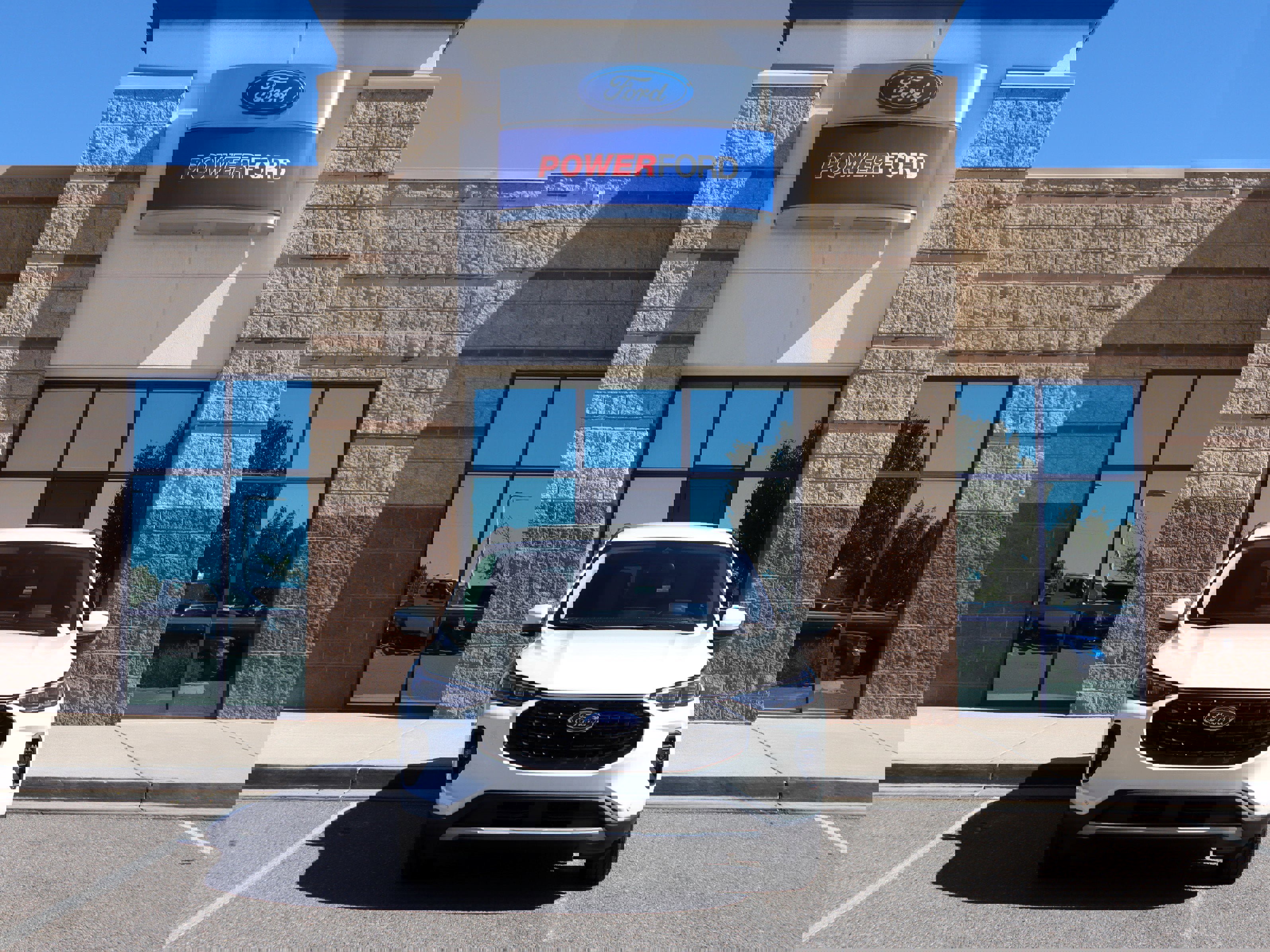 New 2025 Ford Escape SE w/ PHEV Premium Package image 3