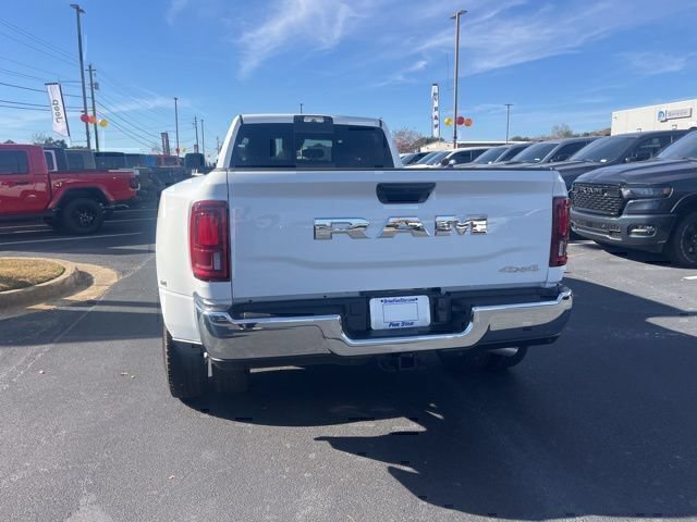 New 2026 RAM 3500 Tradesman AWD/4WD image 27
