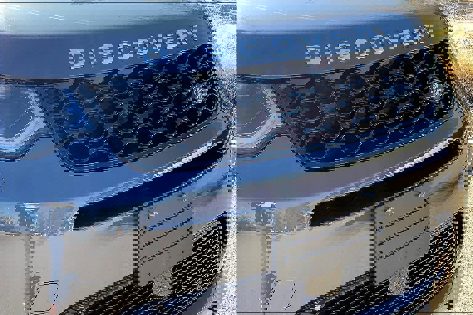 Used 2025 Land Rover Discovery Sport S image 29