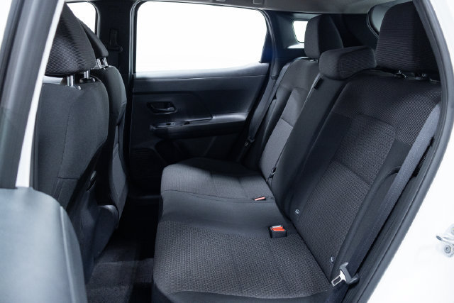 Used 2025 Nissan Kicks S FWD image 22