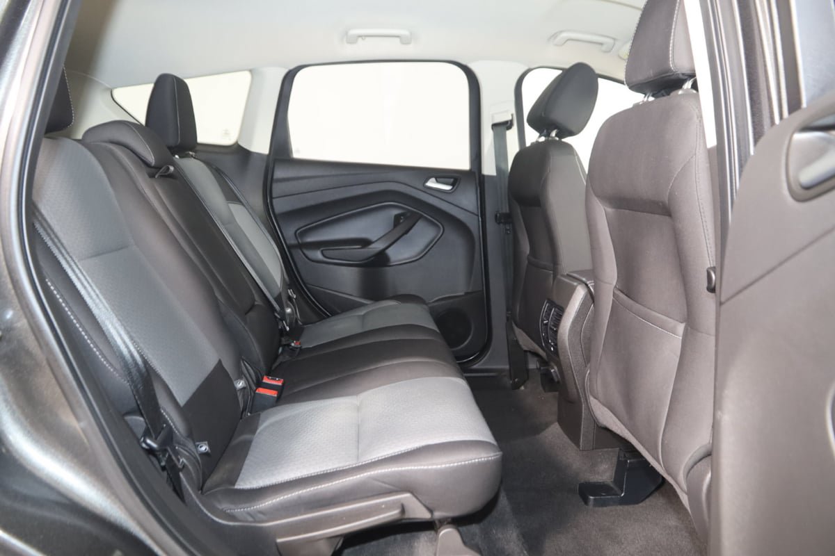 Used 2017 Ford Escape SE AWD/4WD image 11