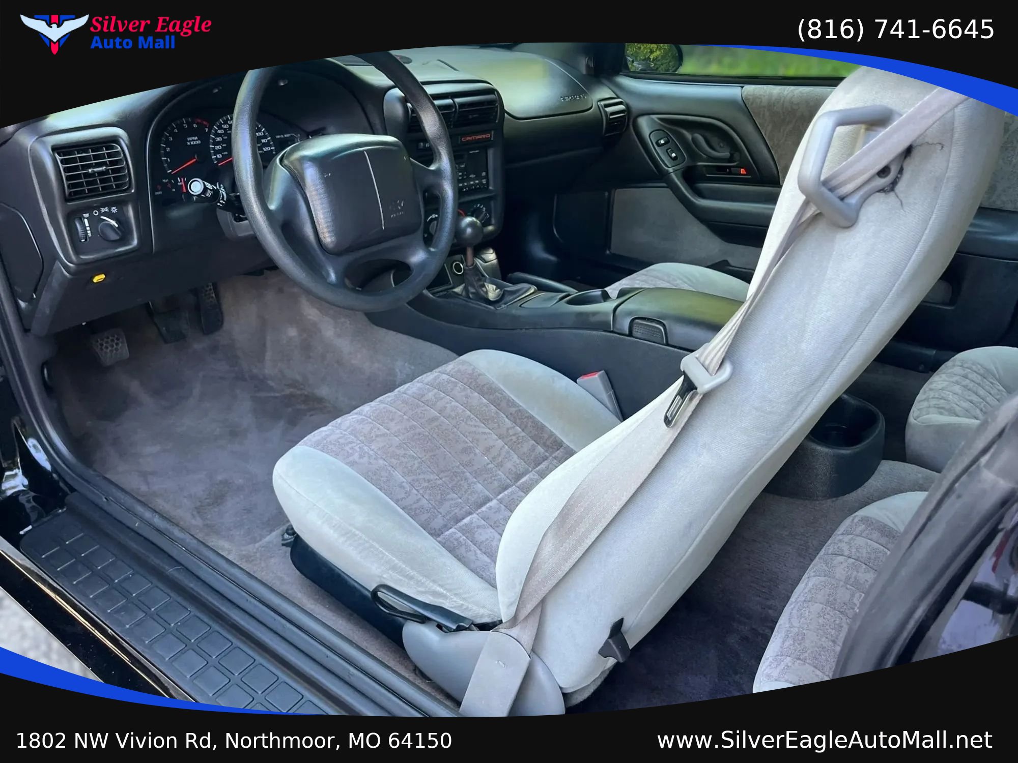 Used 2000 Chevrolet Camaro LT w/ Preferred Equipment Group 1 RWD image 7