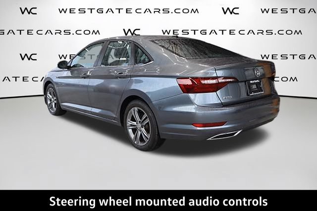 Used 2021 Volkswagen Jetta R-Line w/ R-Line Cold Weather Package FWD image 5