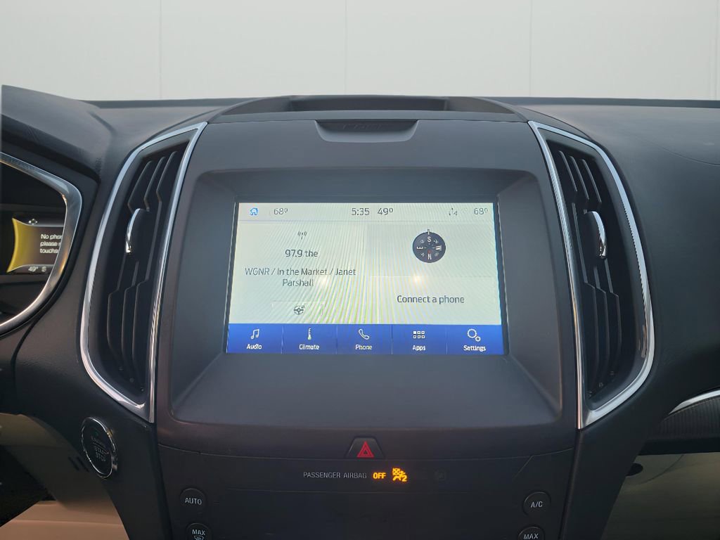 Used 2020 Ford Edge Titanium image 20