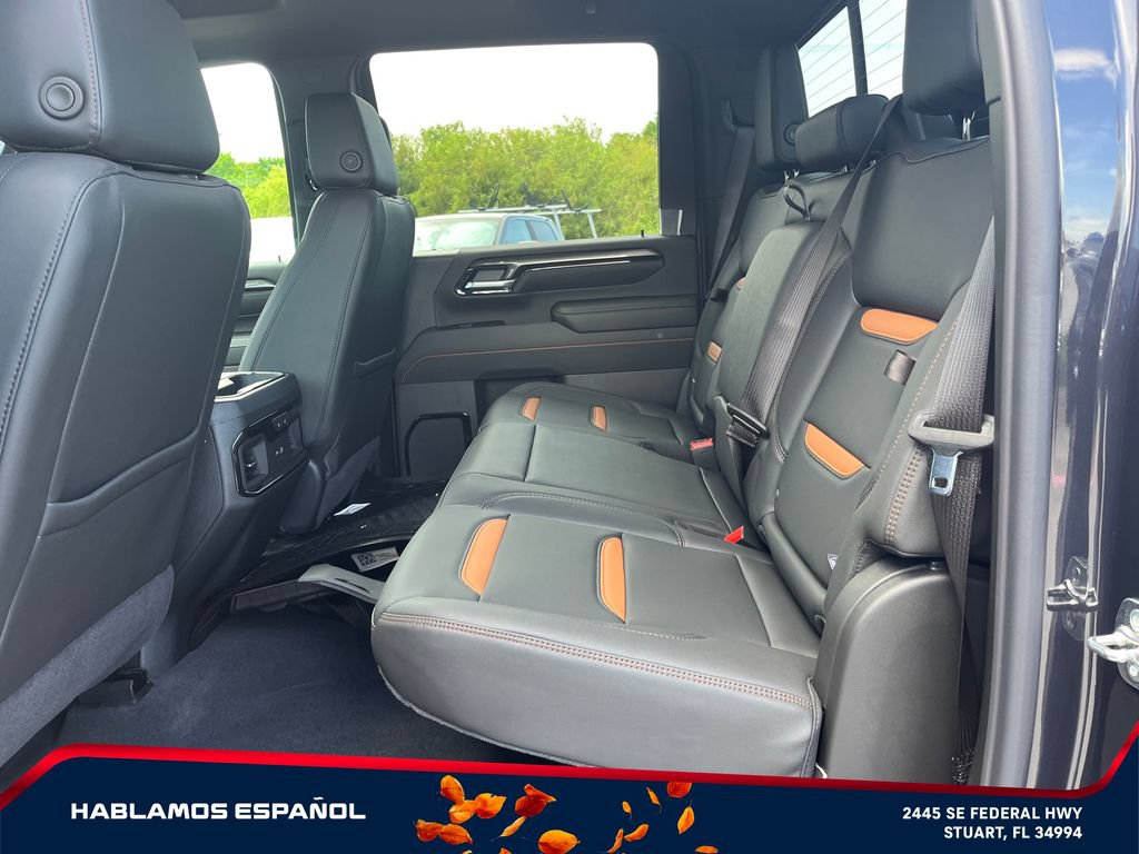 New 2026 GMC Sierra 2500 AT4 w/ AT4 Premium Plus Package AWD/4WD image 11