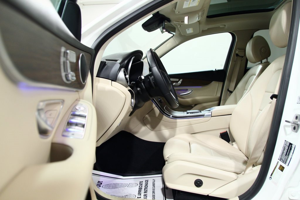 Used 2022 Mercedes-Benz GLC 300 4MATIC image 18