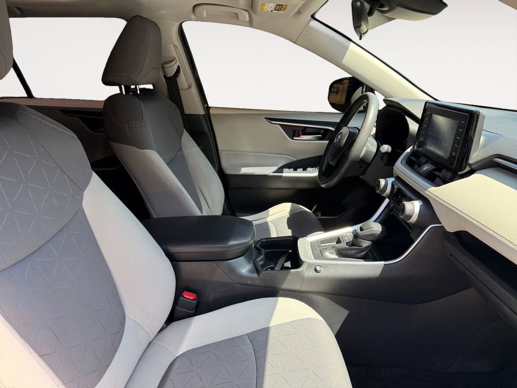 Certified 2019 Toyota RAV4 XLE FWD image 15