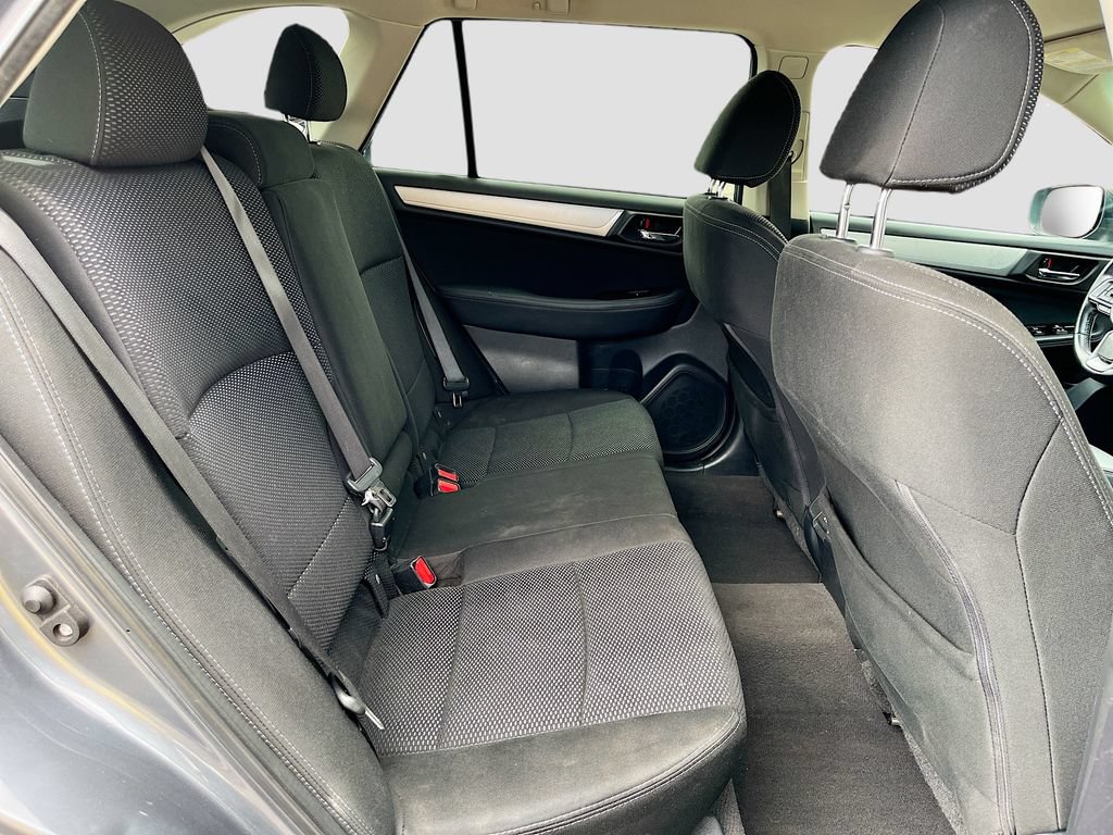 Used 2018 Subaru Outback 2.5i Premium AWD/4WD image 24