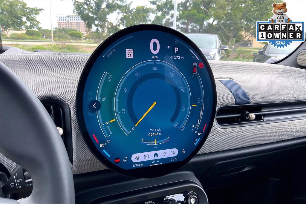 Certified 2025 MINI Cooper 4-Door Hardtop image 20