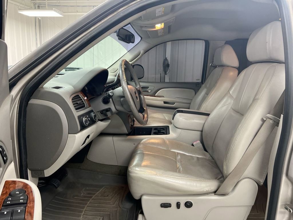 Used 2008 Chevrolet Silverado 2500 LTZ w/ Suspension Package, Off-Road image 19