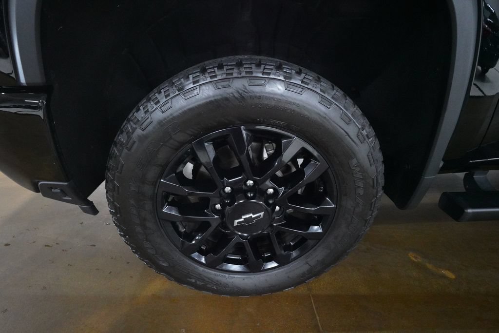 Used 2025 Chevrolet Silverado 2500 LT w/ Trail Boss Package AWD/4WD image 26