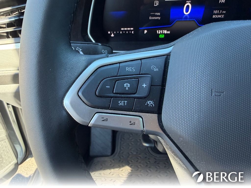 Used 2024 Volkswagen Jetta S image 22